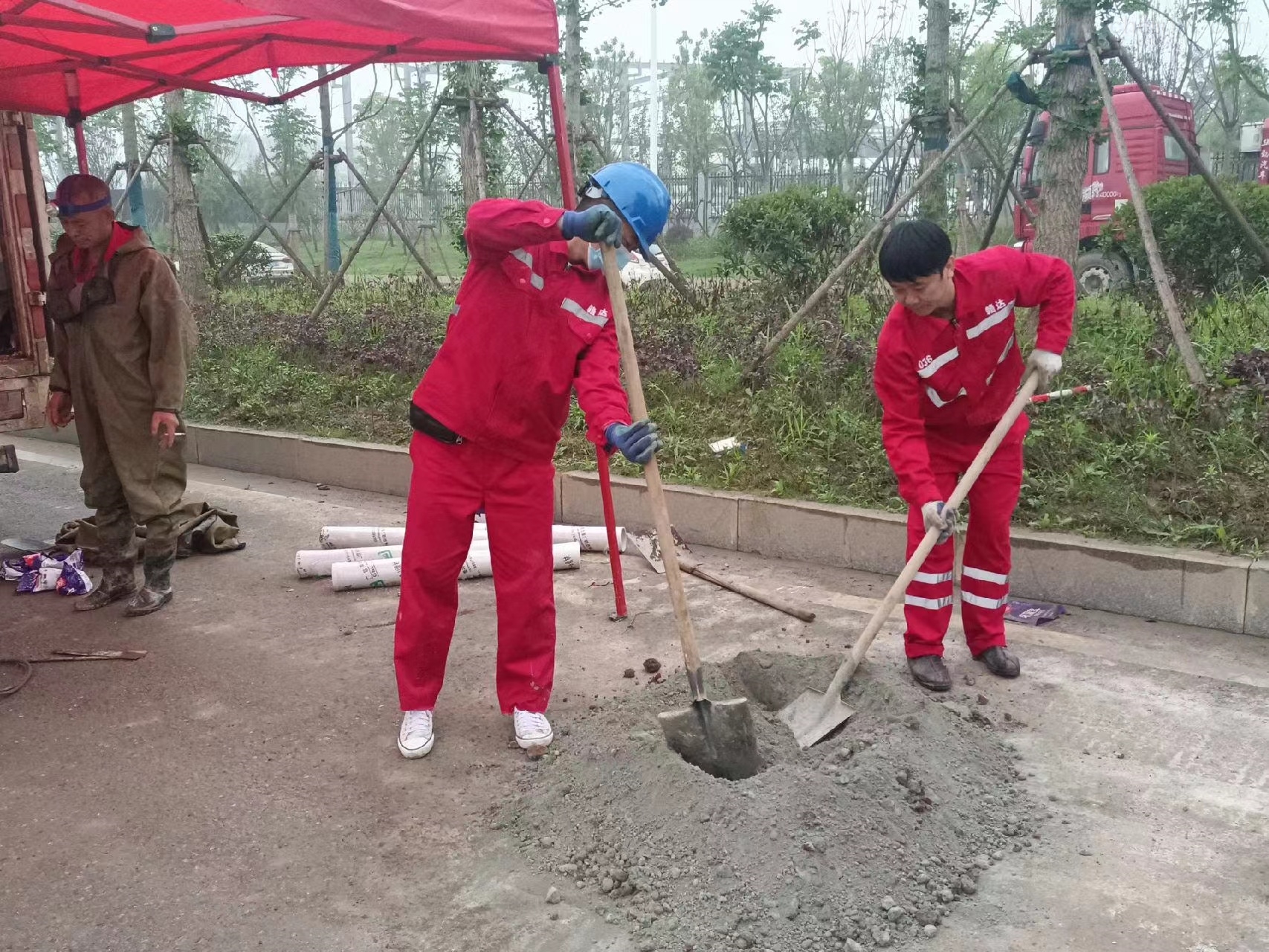 太白管道疏通哪家好】及时进行市政管道清淤